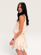 Robe volants beige