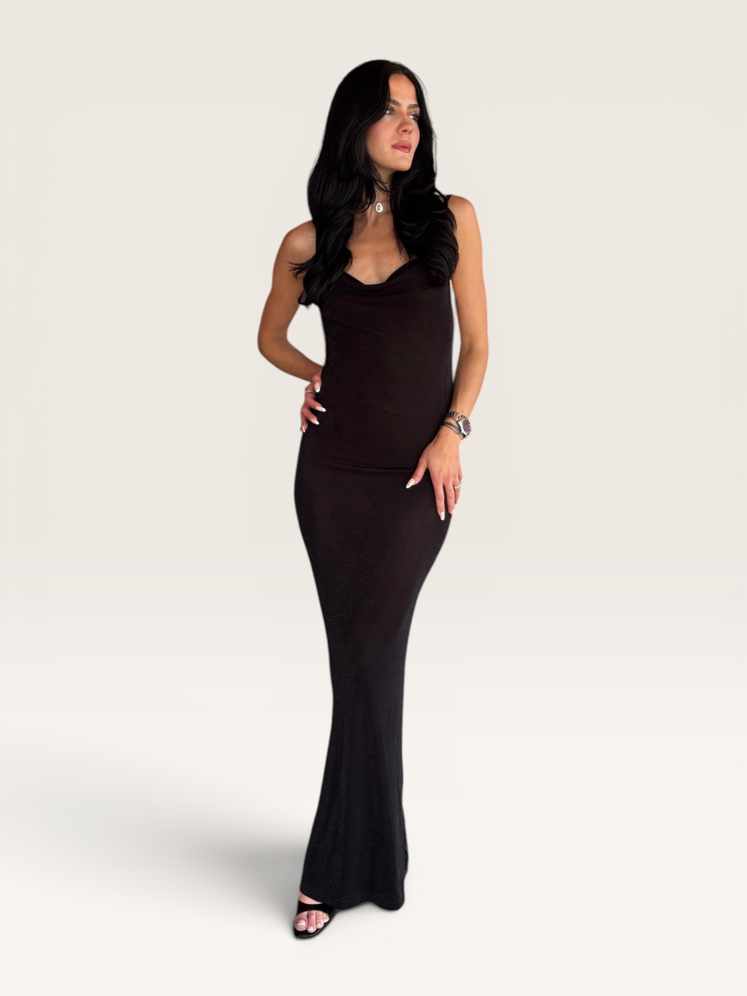 Robe dos nu