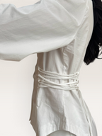 Chemise à lacets